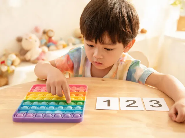 Pop-it counting game